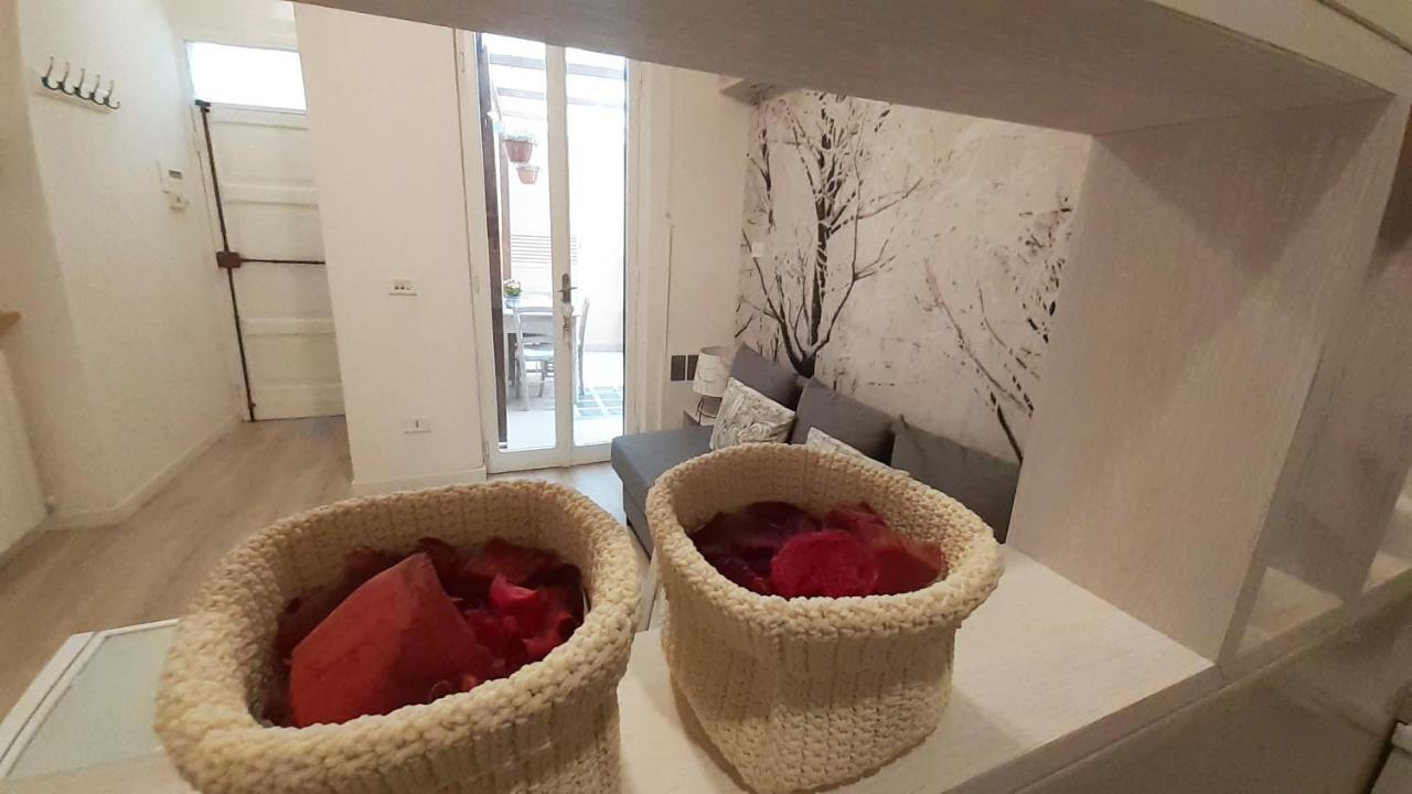 Апартаменты Bilocale In Via Del Conventuccio Перуджа Экстерьер фото
