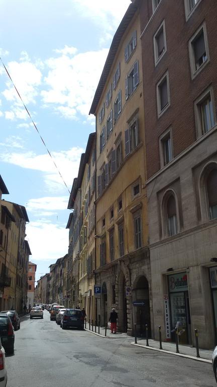 Апартаменты Bilocale In Via Del Conventuccio Перуджа Экстерьер фото